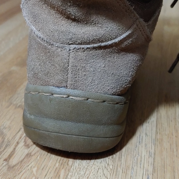 BareTraps Aero Leather Round Toe Winter Boots 6 - Picture 10 of 16